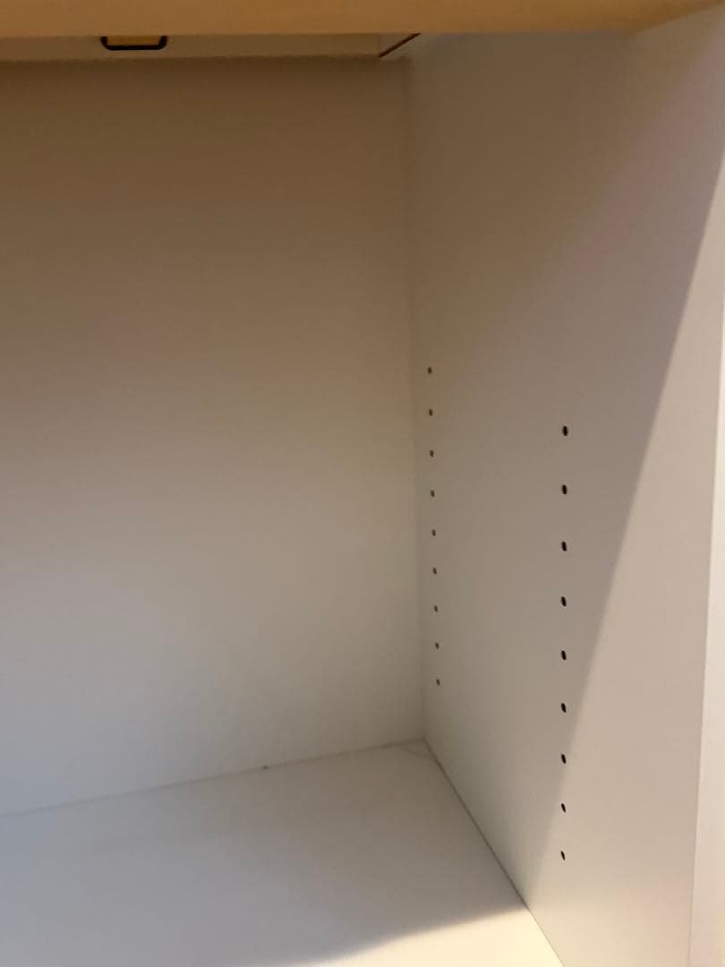 早い者勝ち‼️送料込‼️ニトリ　レンジボード 食器棚　コンセント付き　スライド付　白