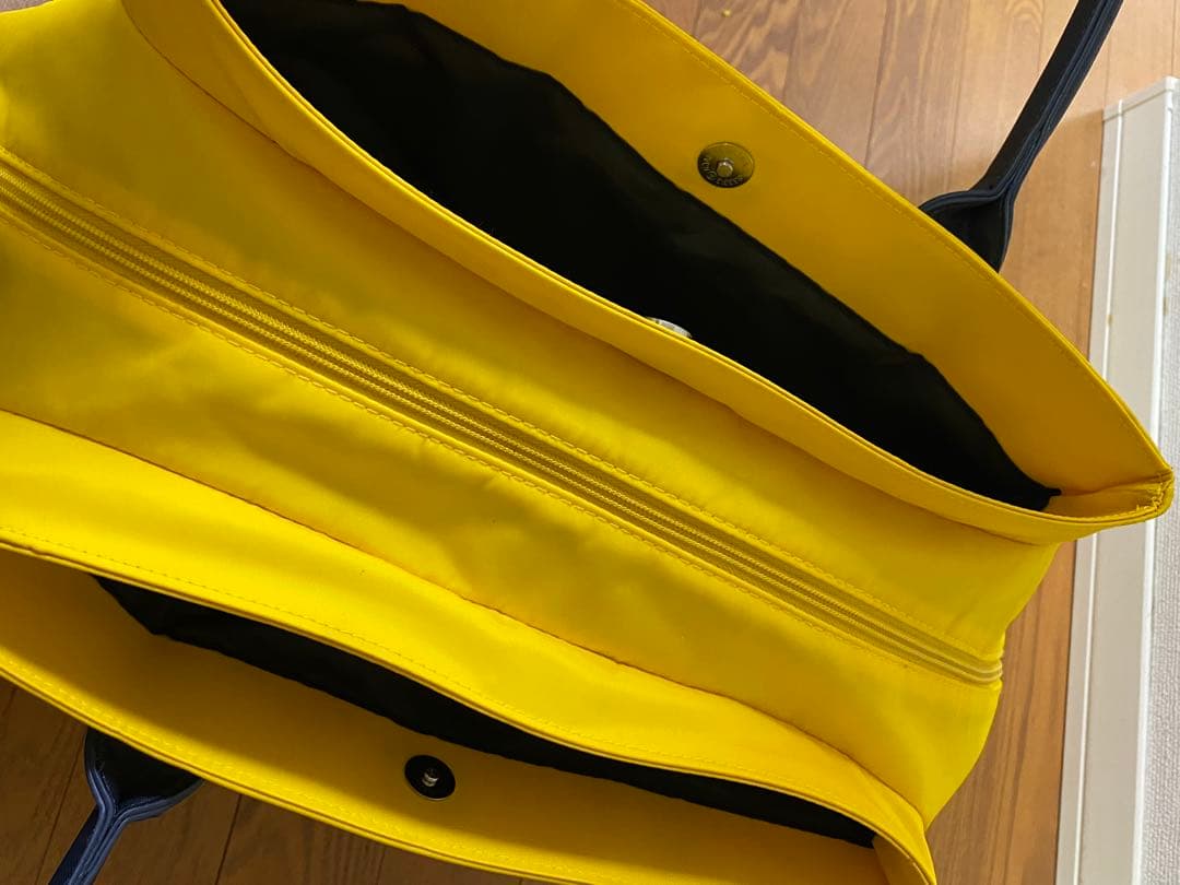 美品！マンシングウェア　イエロー ゴルフバッグ