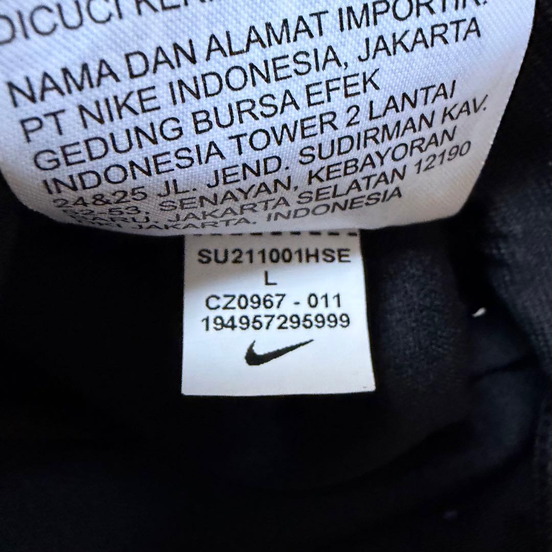 【非売品】浦和レッズ 2021シーズン 選手支給品 移動着　トレーニングフーディ