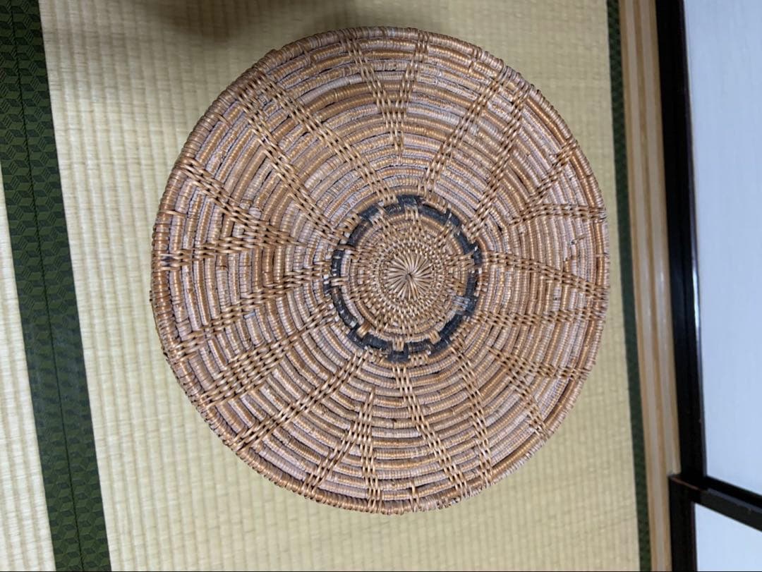 アタ 蓋付き カゴ