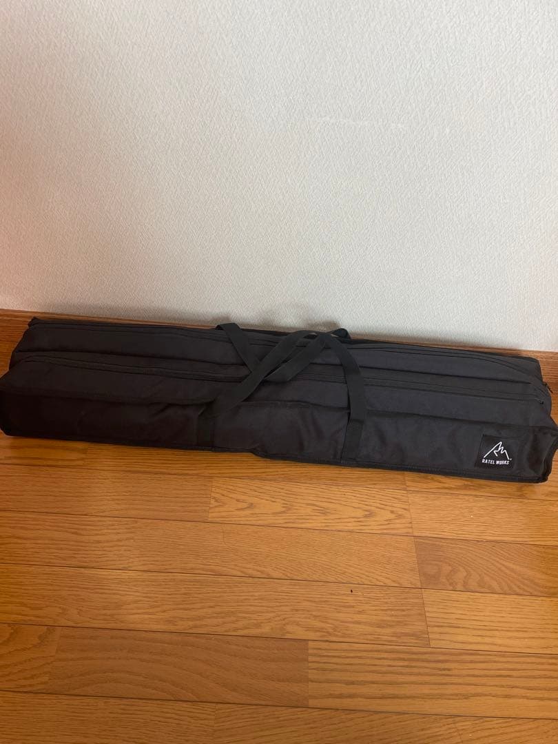 ラーテルワークス　ウッドパネルテーブル　未使用