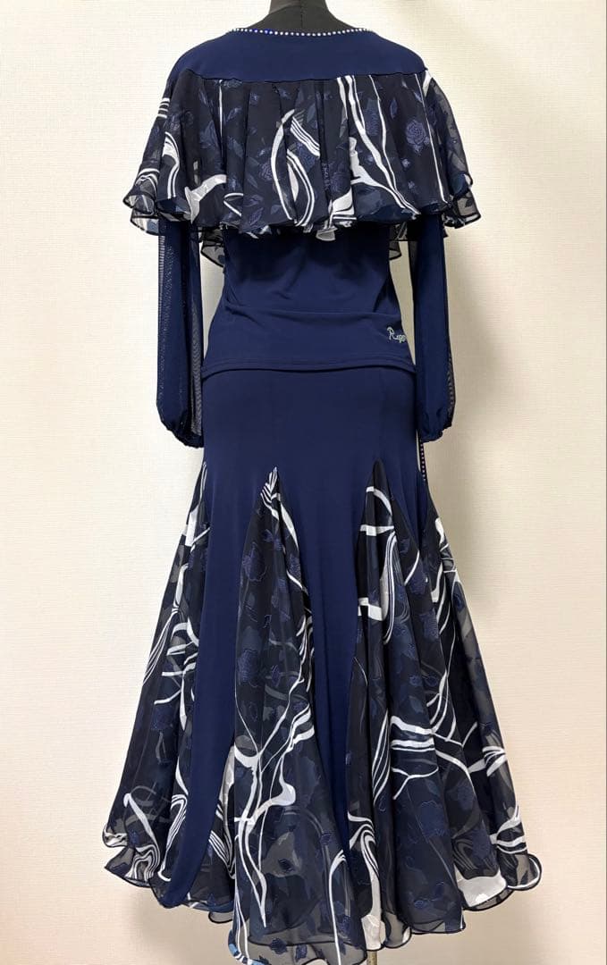 社交ダンス　上下セット　セットアップ　アンサンブル 紺