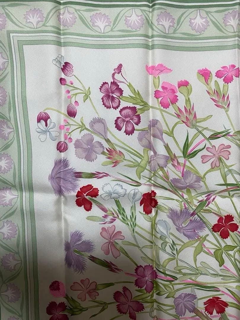 し*送様 エルメス　カレ90 野生のカーネーション(実家保管品)