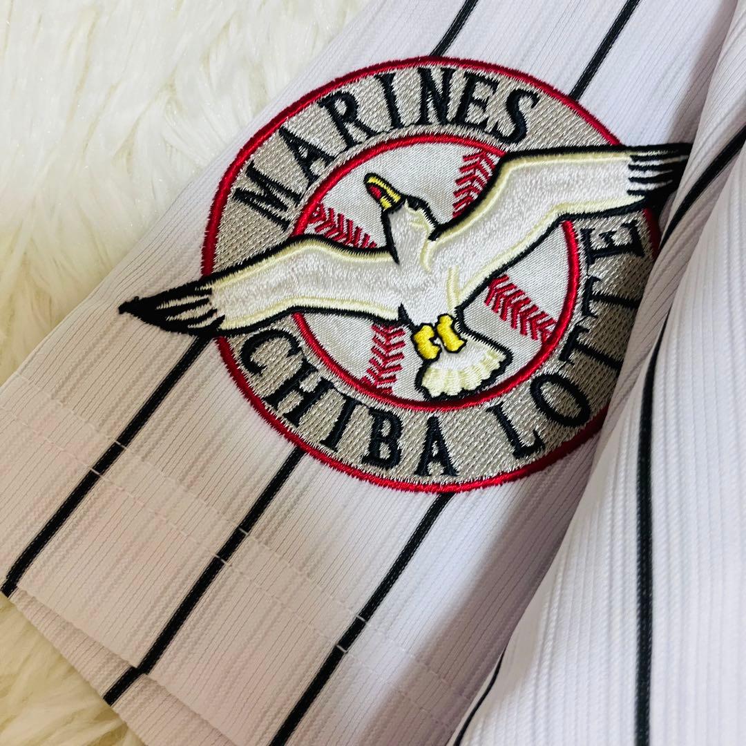 角中勝也選手　ユニフォーム　千葉ロッテマリーンズ　ストライプ　nexon