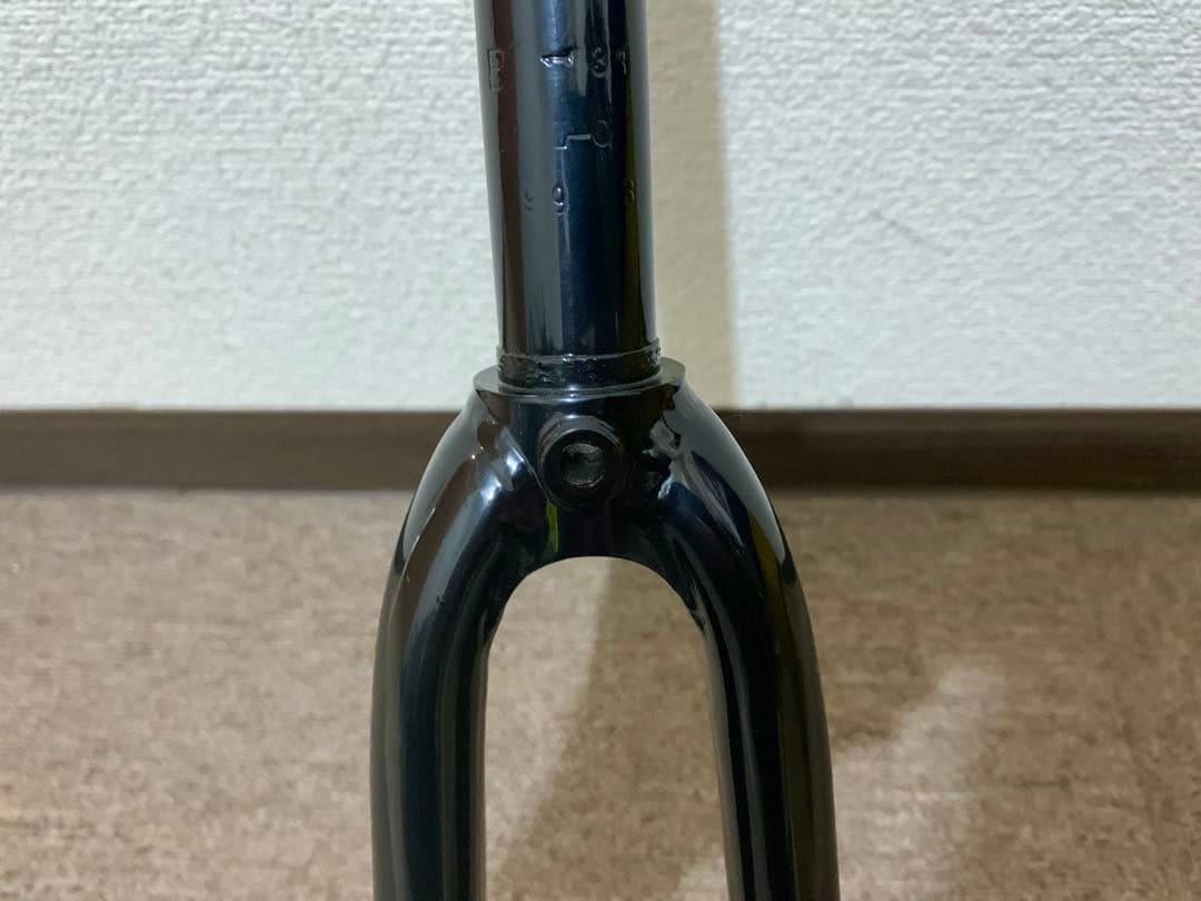 1インチ　スレッドレス　クロモリフォーク　700C 26.4mm ITA