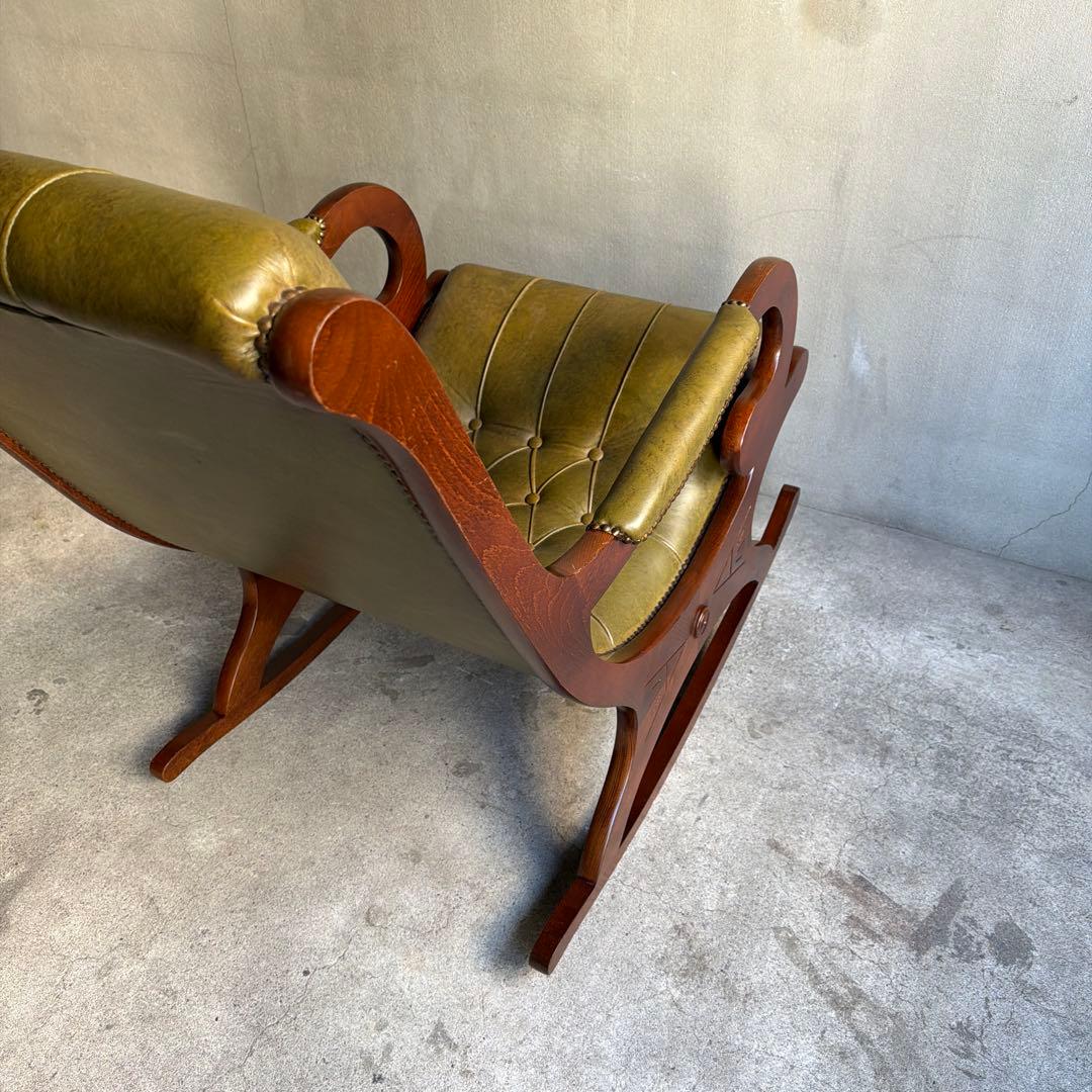 イタリア製　本革クラシック　ロッキングチェア　チェスターフィールド