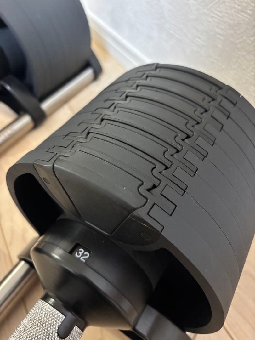 FLEXBELL 32kg 4kg刻みフレックスベル 可変式ダンベル引き取り限定