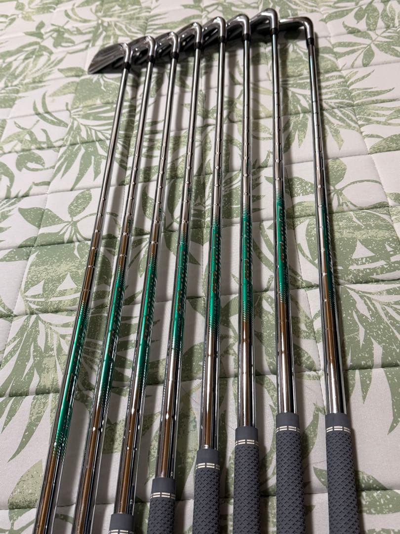 【値下げ中！】Titleist T200アイアン 8本セット　5〜48＋3番