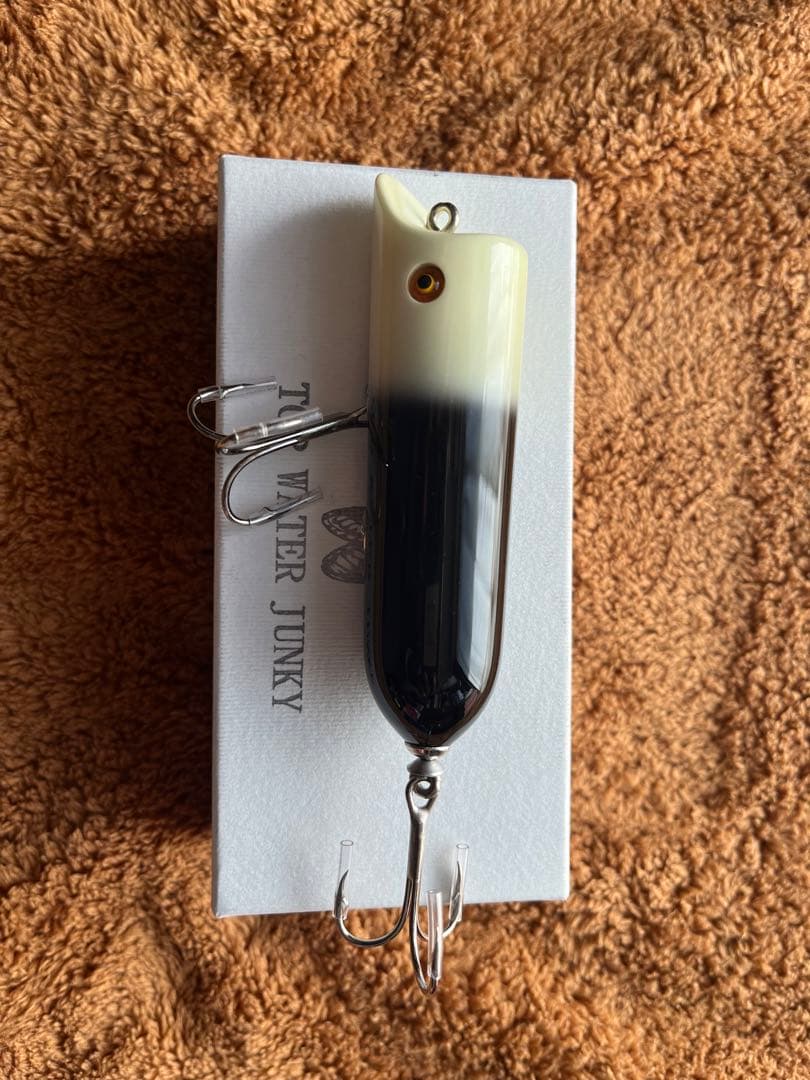 トップウォータージャンキー