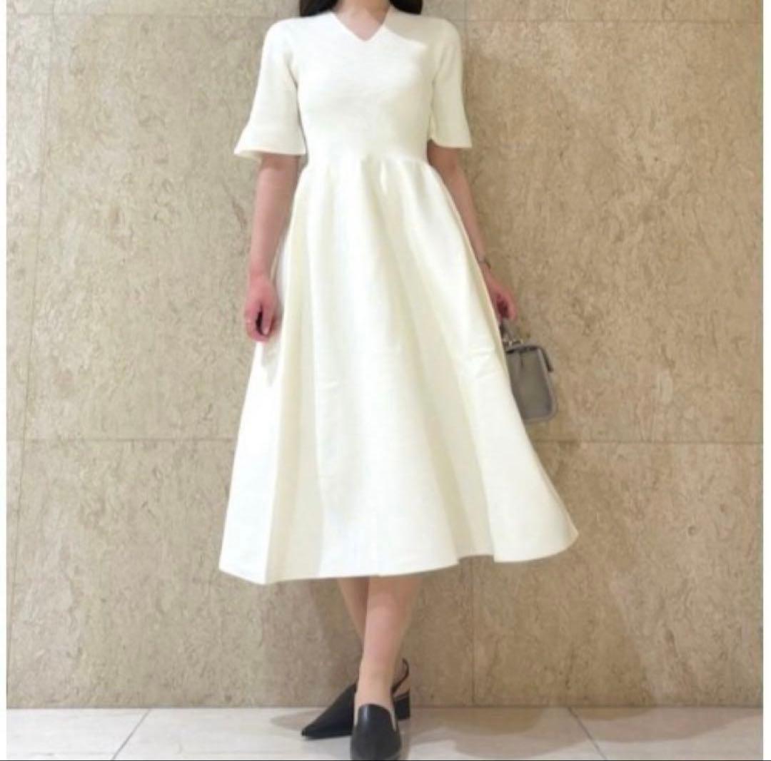 新品タグ付セルフォード　ワンピース