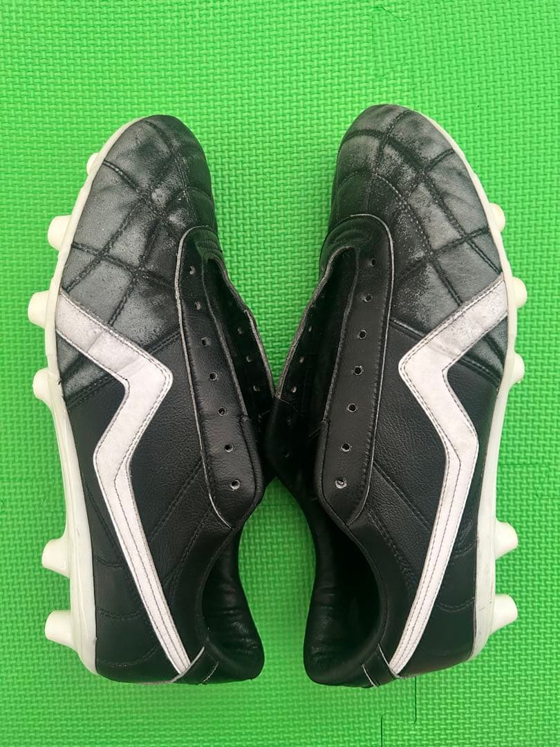 サッカースパイク BMZ蹴王capere