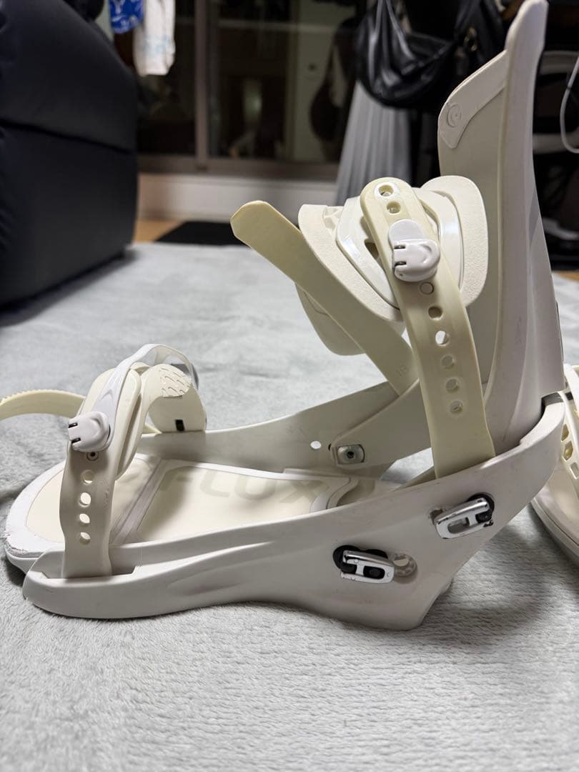 FLUX XF ホワイト スノーボードビンディング