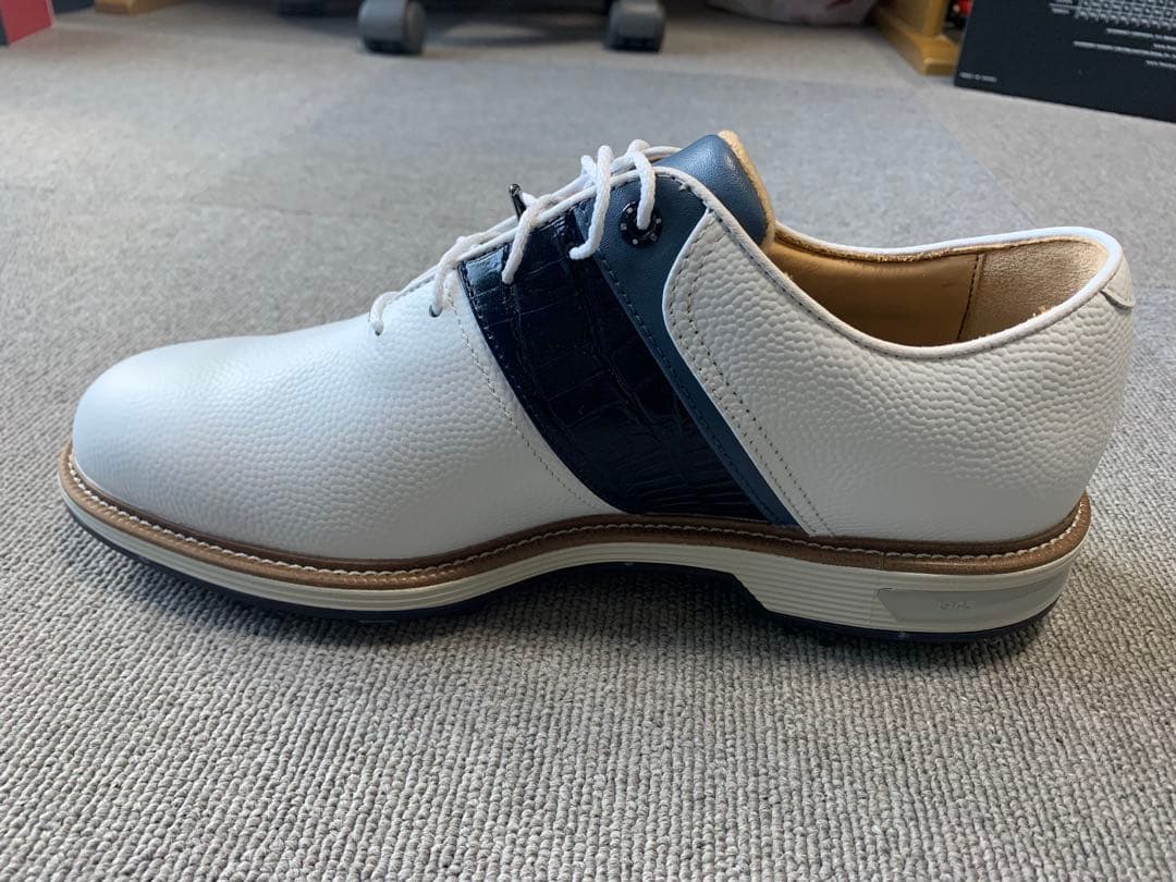 フットジョイPREMIERE SERIES Packard White/Navy