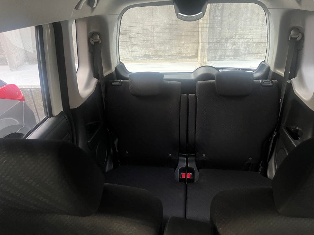 ホンダ　H26年　NBOXカスタム　SSパッケージ　大阪　白　車検R９年７月