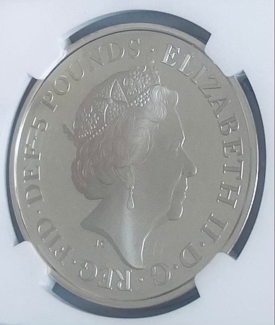 2017年イギリス エリザベス2世サファイアジュビリー銀貨 NGC PF70UC