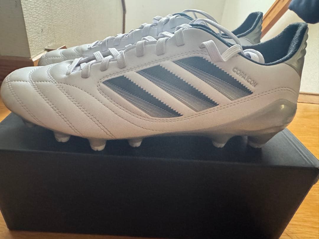 【値下げ交渉⭕️】adidas サッカーシューズ コパ アイコン LGWHB
