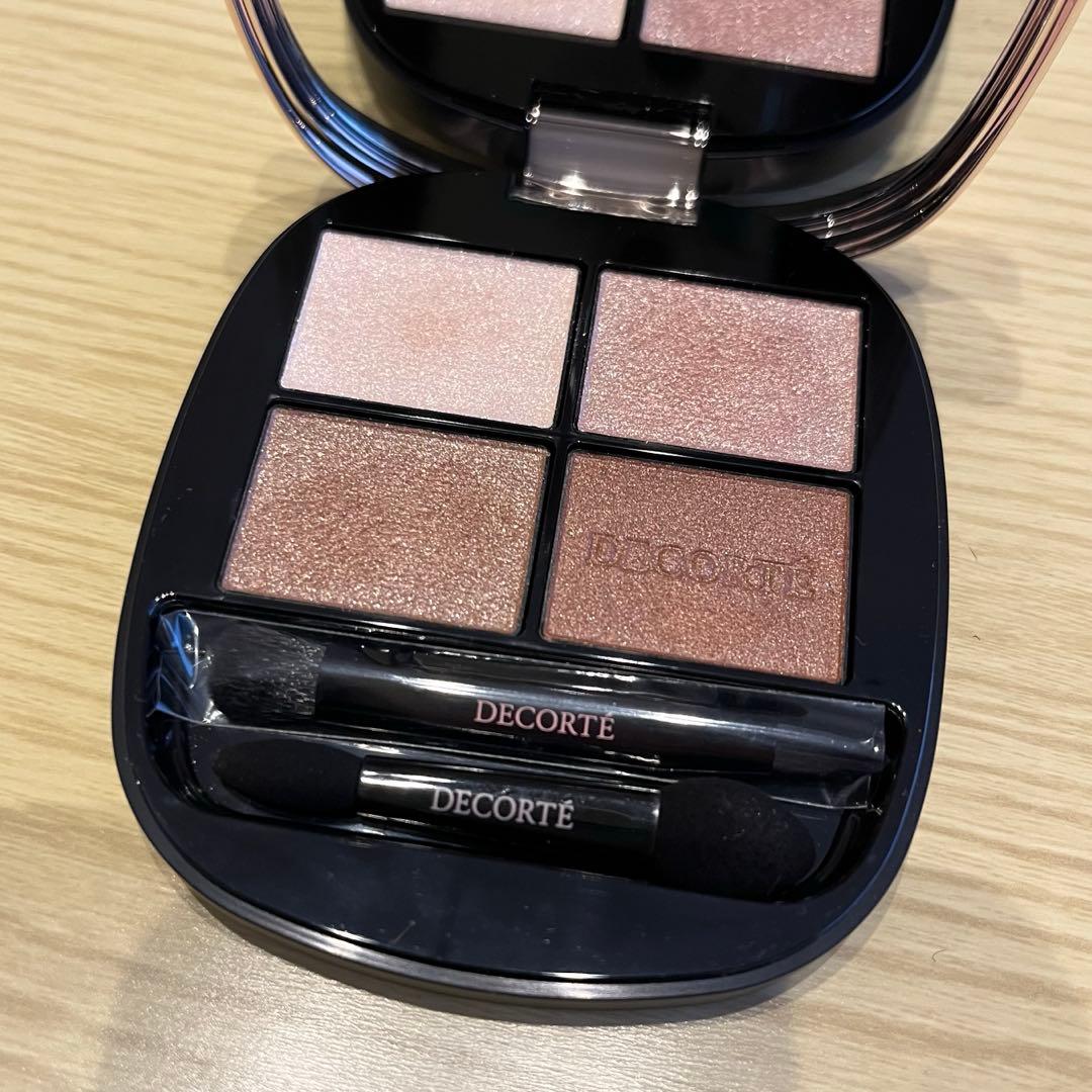 DECORTÉ スキンシャドウ デザイニング パレット