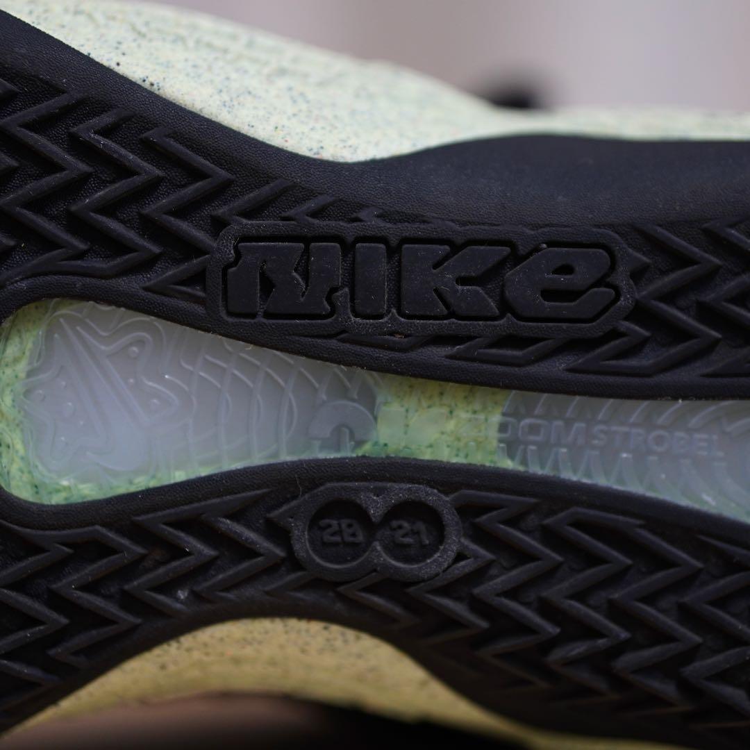 NIKE コズミックユニティ　COSMIC UNITY