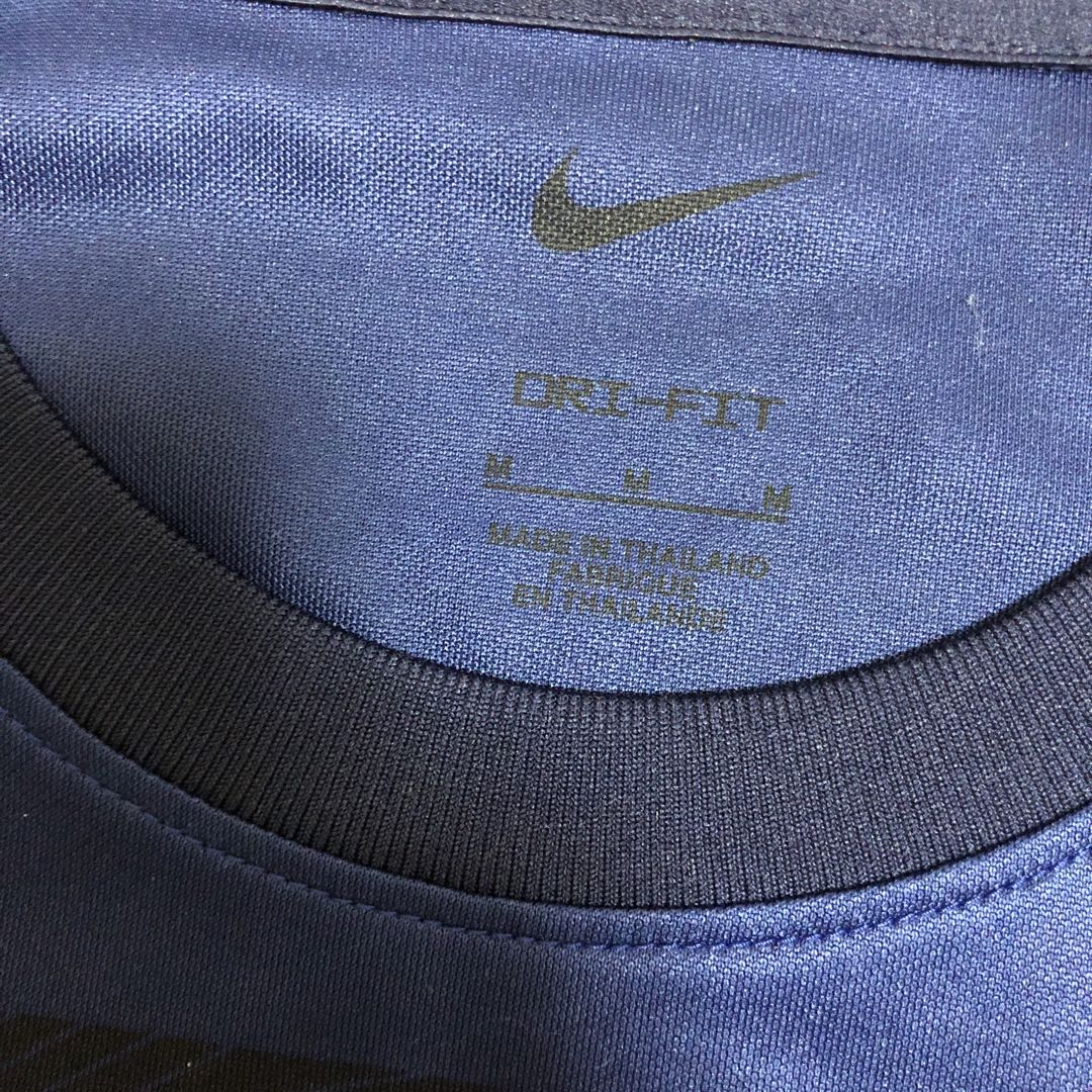 Nike Chelsea FC ストライプシャツ