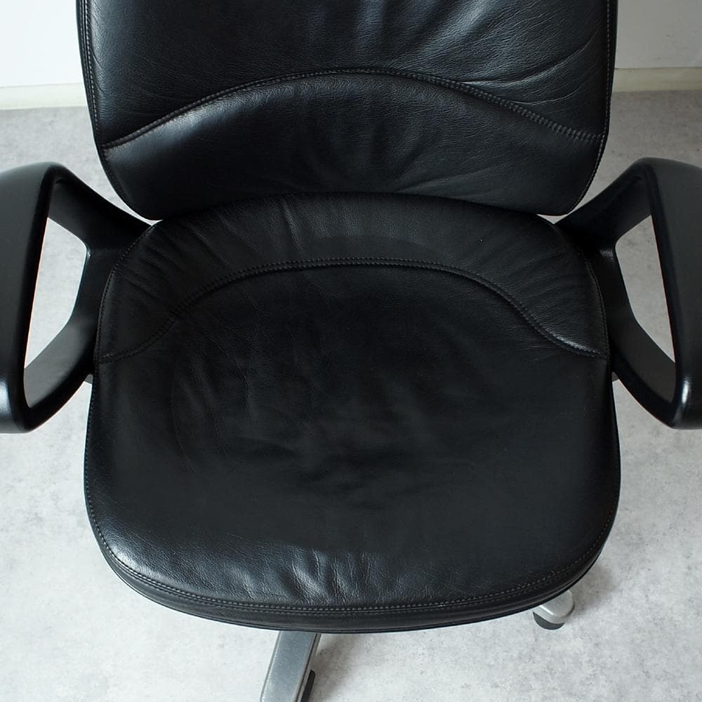 コクヨ エグゼクティブ デスクチェア 黒革 ヴィンテージ ZR24580