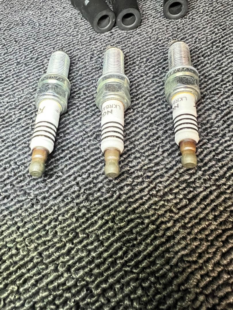 ダイハツ　イグニッションコイル　プラグセット