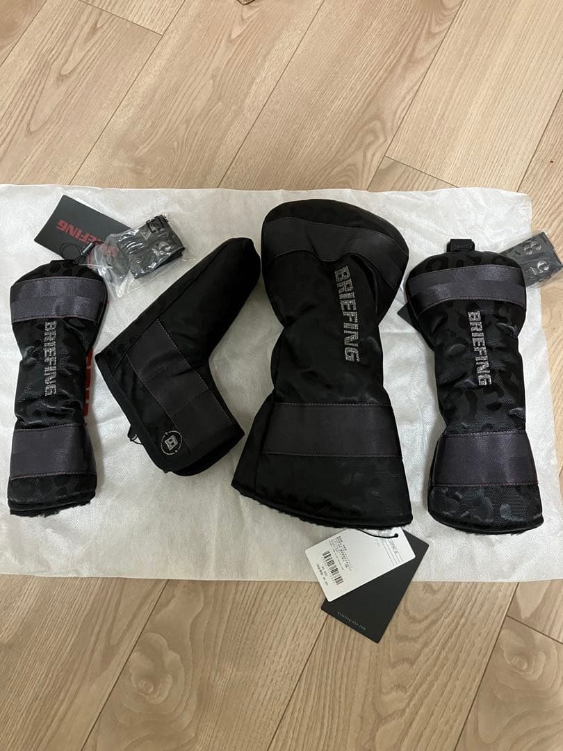 ブリーフィングキャディバック、ヘッドカバーセット