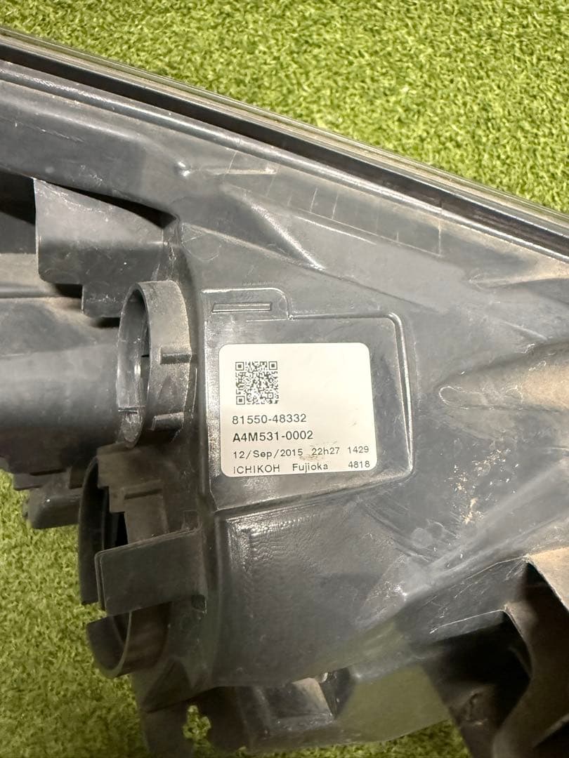 60系 ハリアー 前期 【純正】テールランプ 左右セット