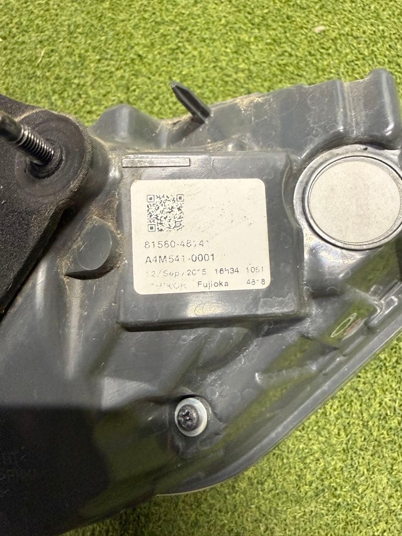 60系 ハリアー 前期 【純正】テールランプ 左右セット