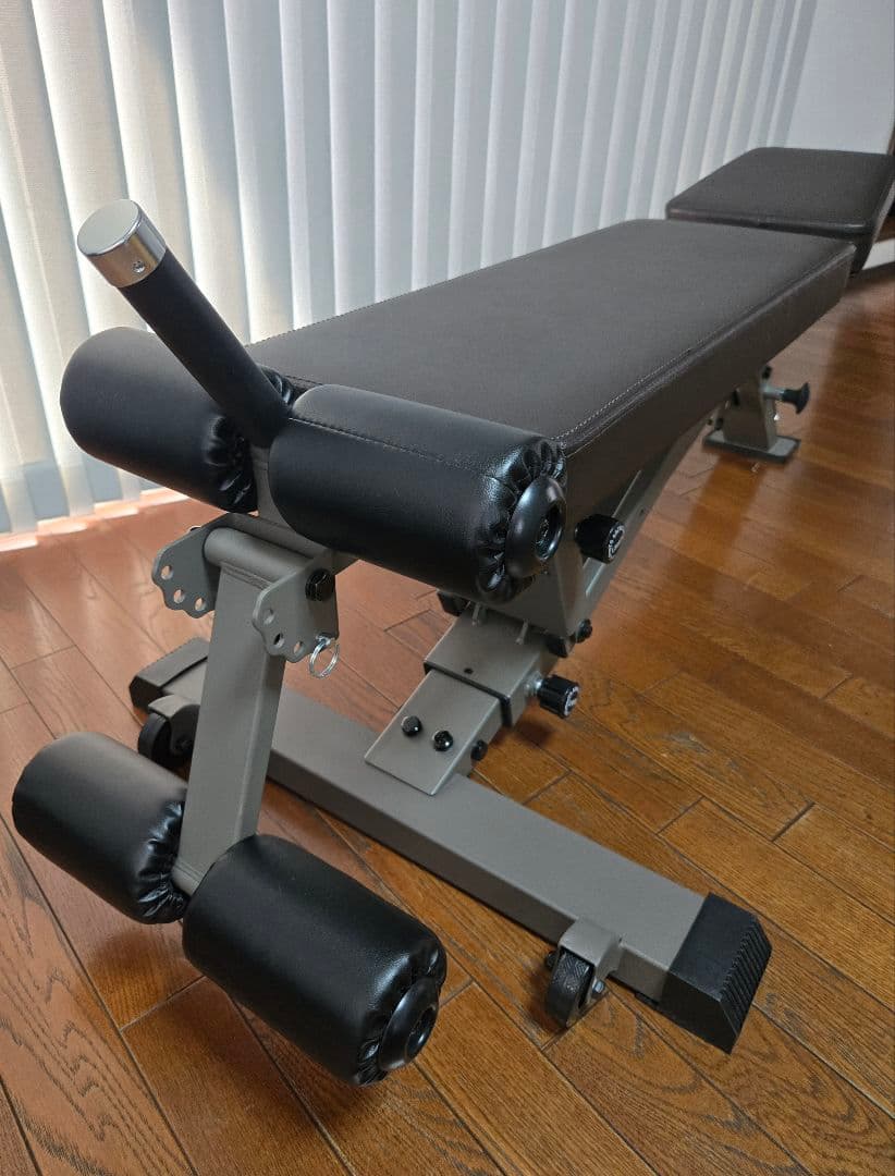 リーディングエッジ　アジャスタブルベンチ