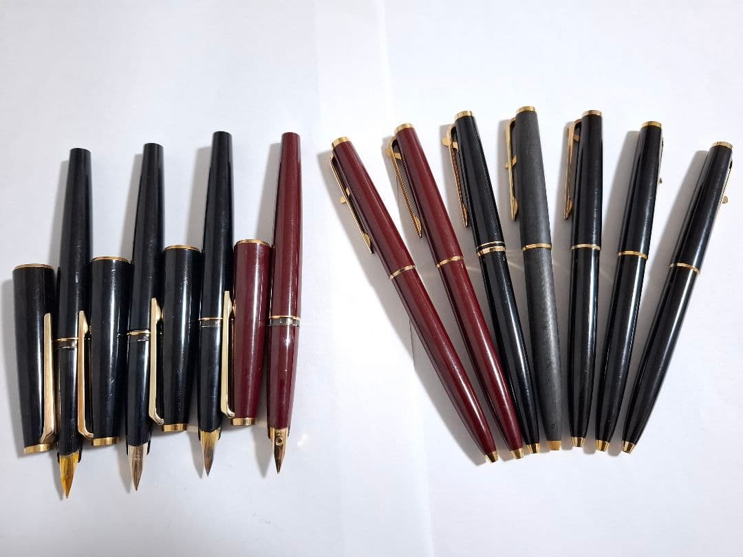 n*u様 MONTBLANC　万年筆4本　ボールペン7本　主にクラシック　ハンマ