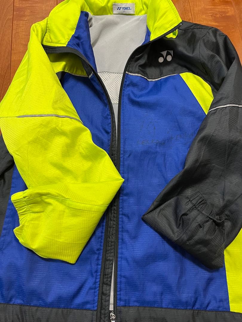 期間限定値下げ❣️ YONEXウィンドブレーカーSS 上下セットHeat素材