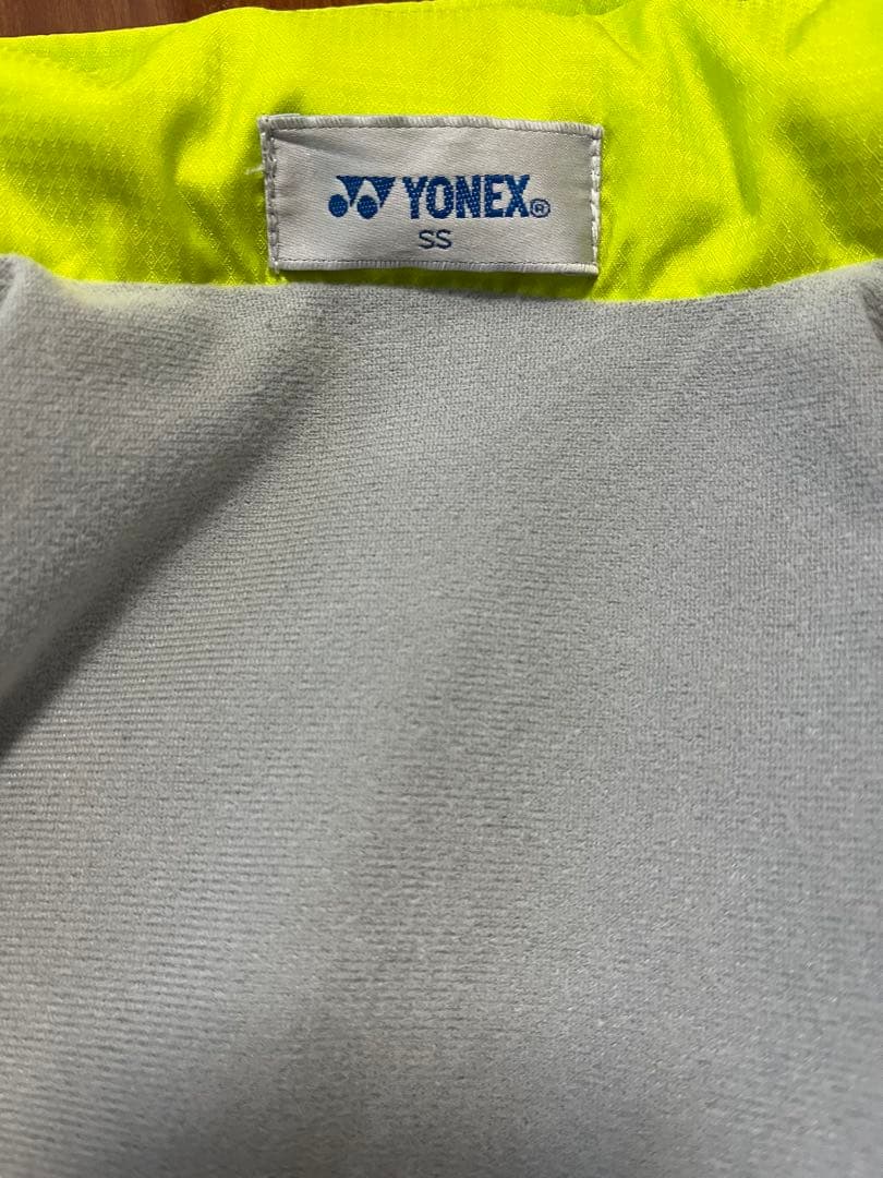 期間限定値下げ❣️ YONEXウィンドブレーカーSS 上下セットHeat素材