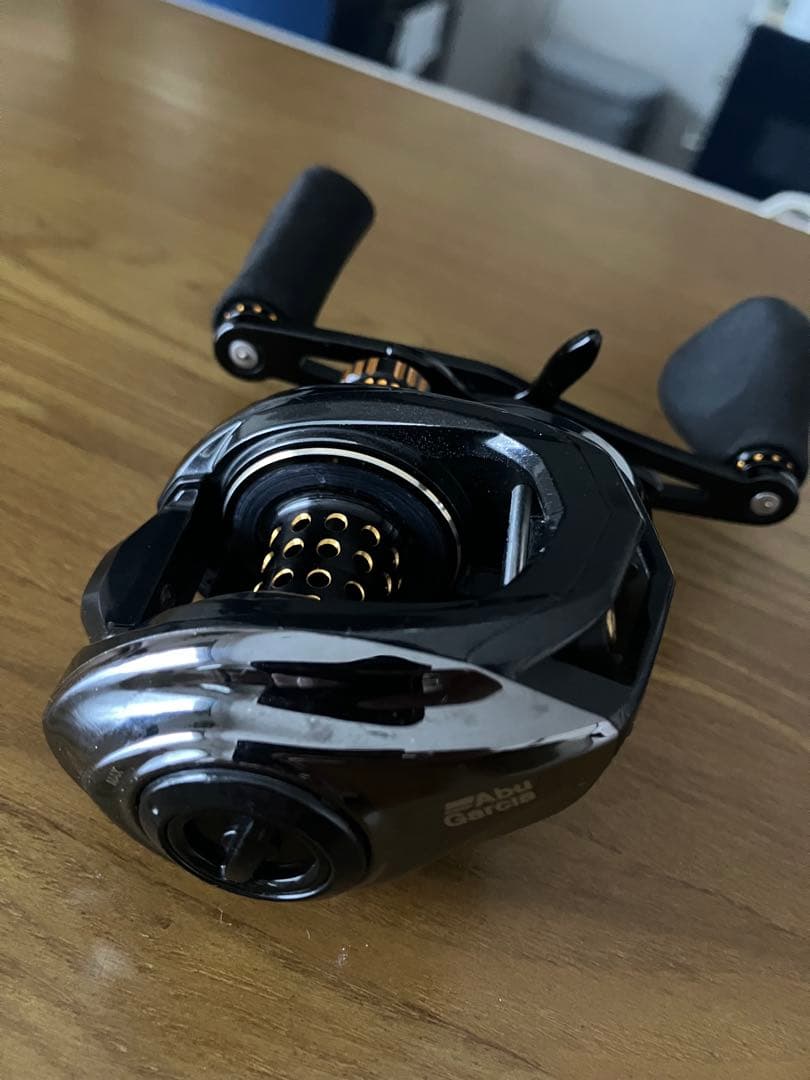 リール Abu Garcia REVO BLACK 10-L