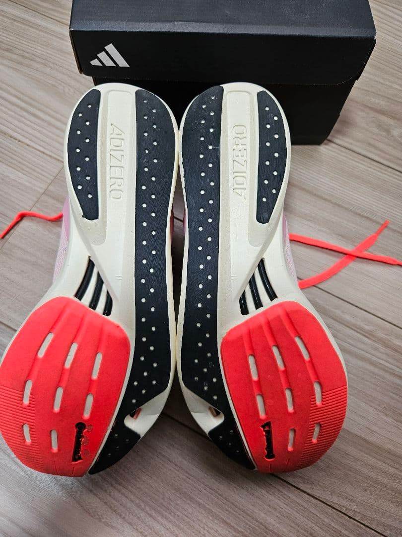 adidas アディダスアディゼロ TAKUMI SEN 10　26.0