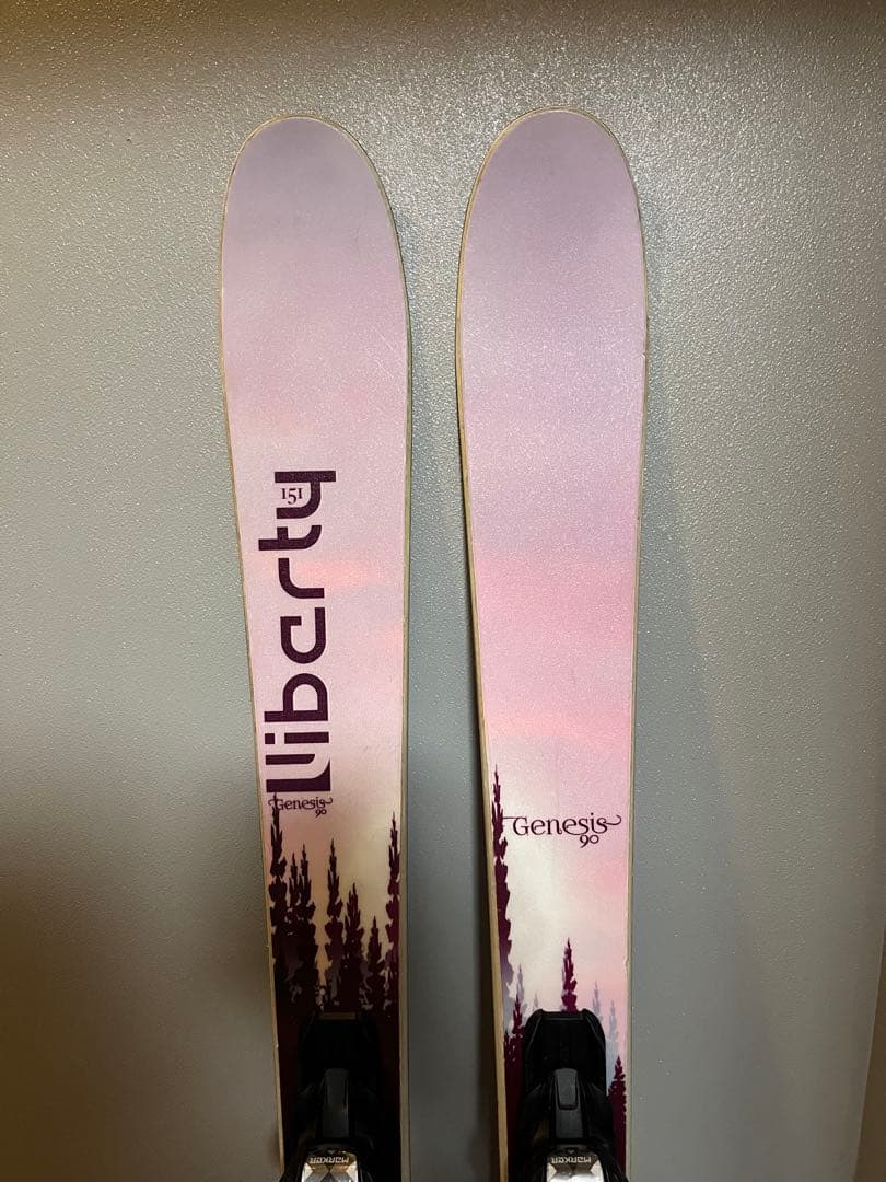 スキー板　liberty Genesis90 151cm