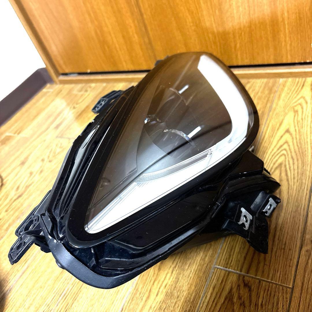 R5年ZN8 GR86純正LEDヘッドライト左右【新車外し】BRZ ZD8流用可