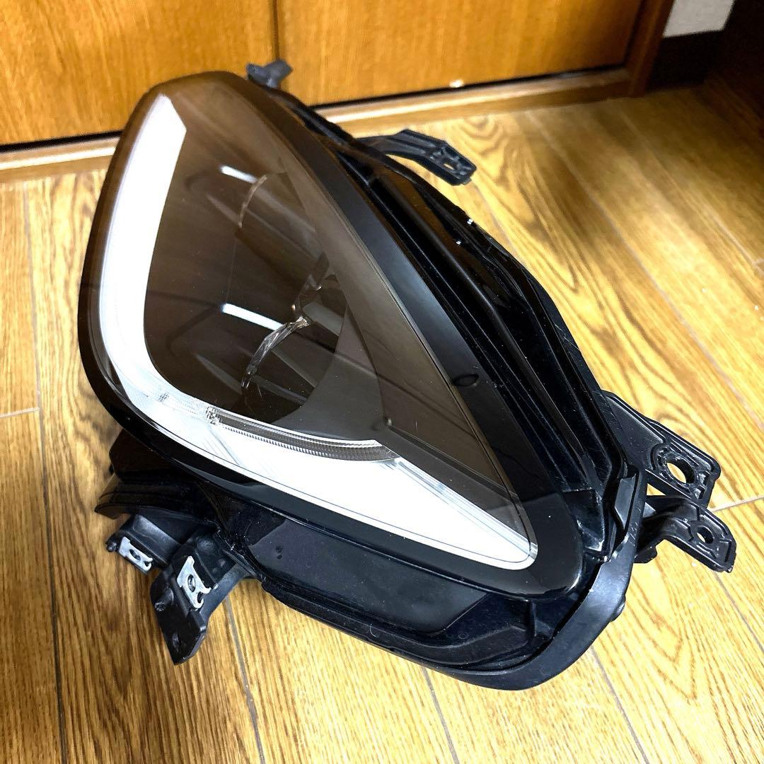 R5年ZN8 GR86純正LEDヘッドライト左右【新車外し】BRZ ZD8流用可