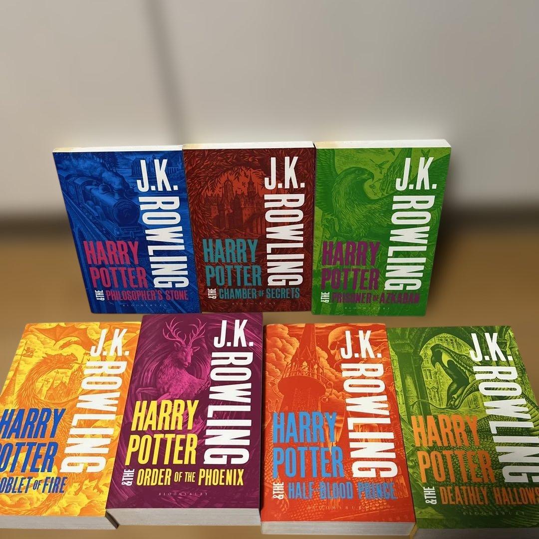 ハリー・ポッター全巻セット（英語版Adult Paperback）