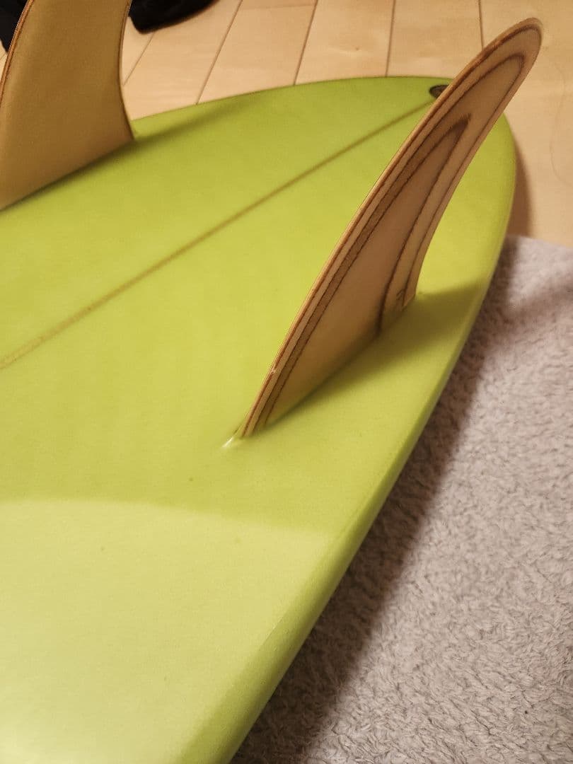 tappy ツイン　サーフボード　エッジ　ミッドレングス　hull グリノー