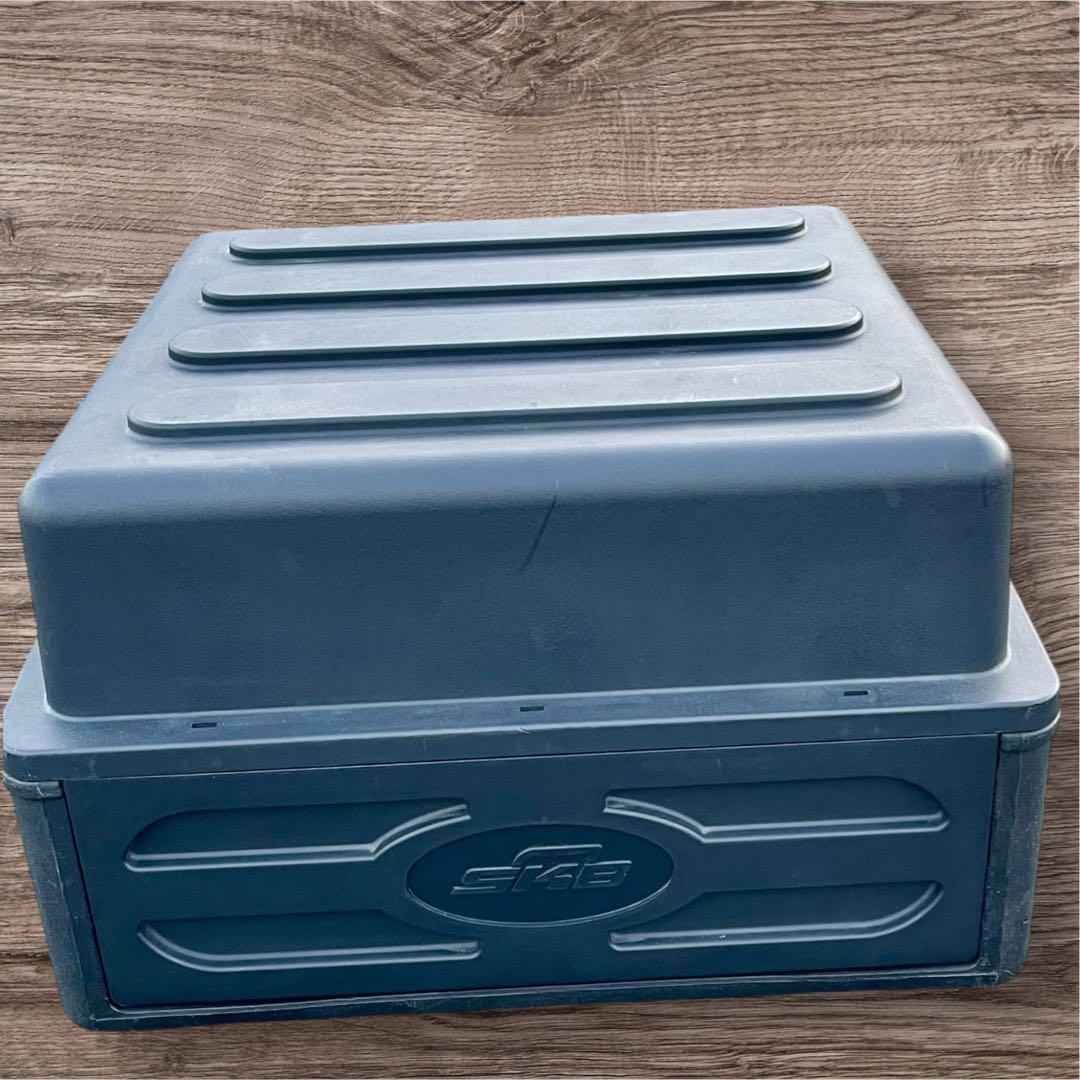 SKB R102 DJ用コンボラックケース ケースのみ 機材は見本です