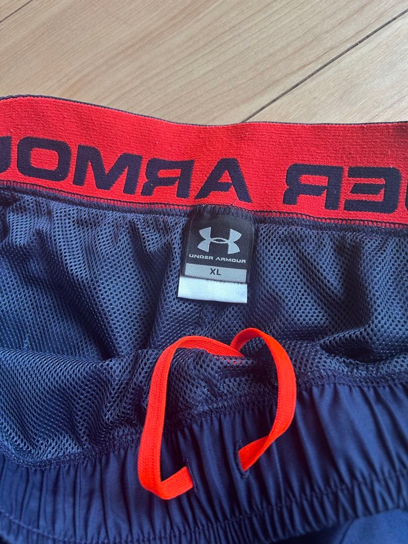 UNDER ARMOUR ウィンドブレーカー ネイビー/オレンジ