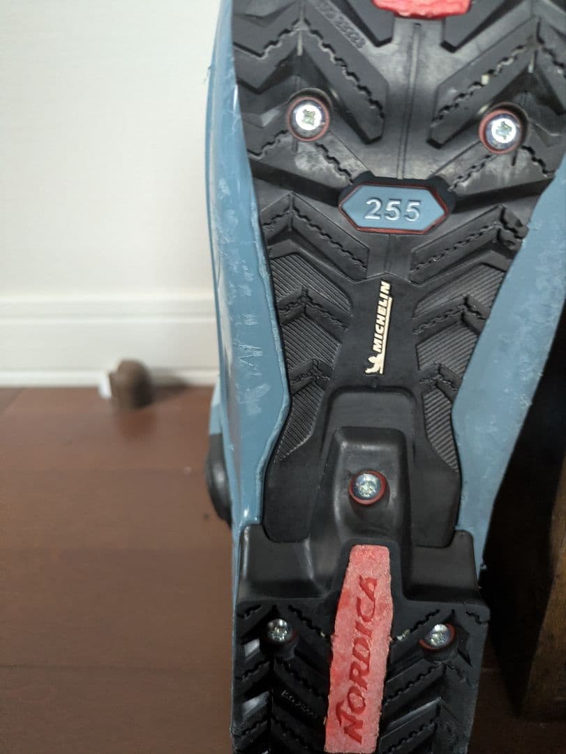 Nordica アンリミテッド 130 25.5　※左のみ