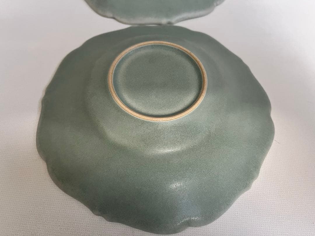 AWABI WARE アワビウェア　輪花中深皿（青磁）　2枚set