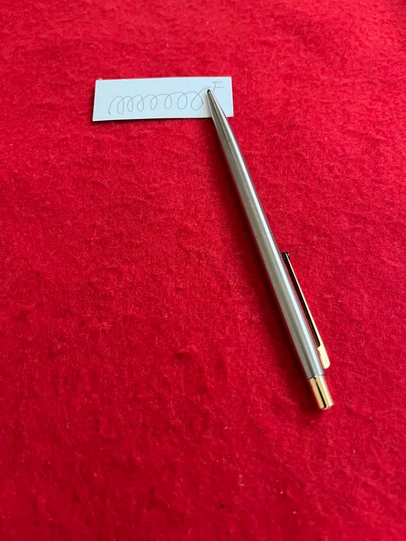 モンブランボールペン スリムライン シルバー／ゴールド ❗️ケース入‼️