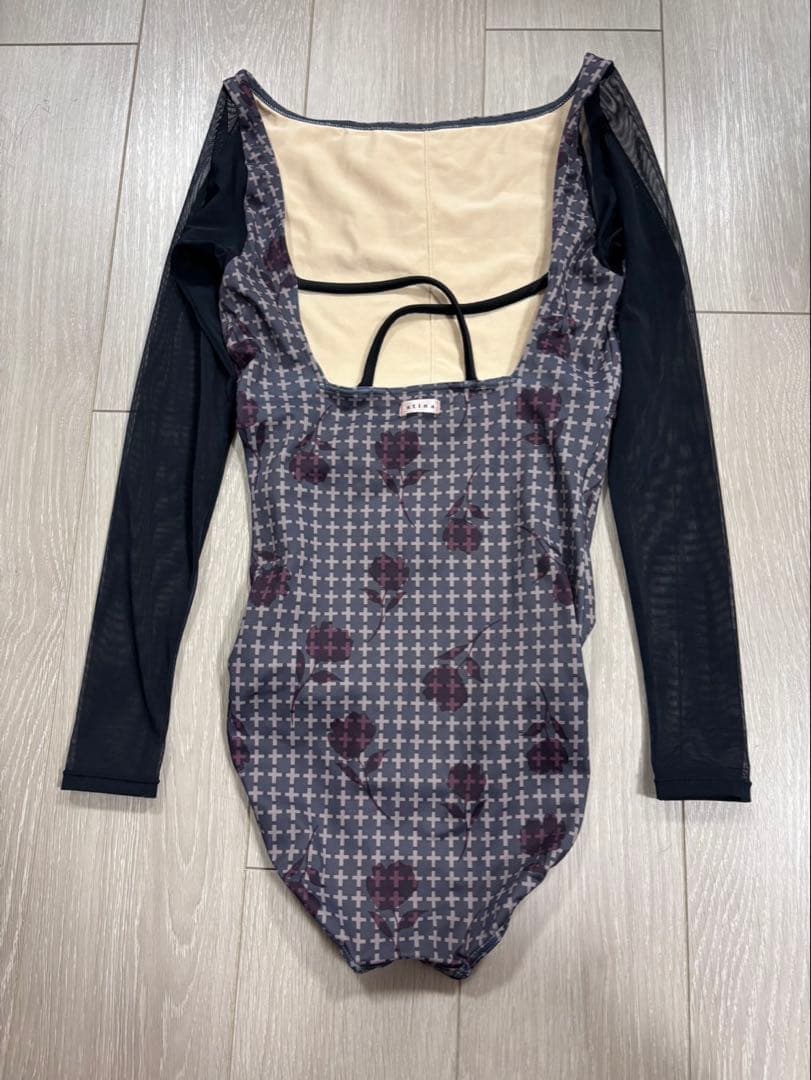 stina バレエレオタード Mサイズ