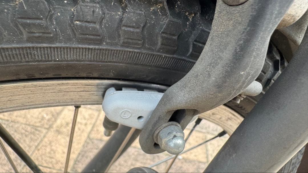 電動アシスト自転車 チャイルドシート付き 黒　ブリヂストン　ビッケ