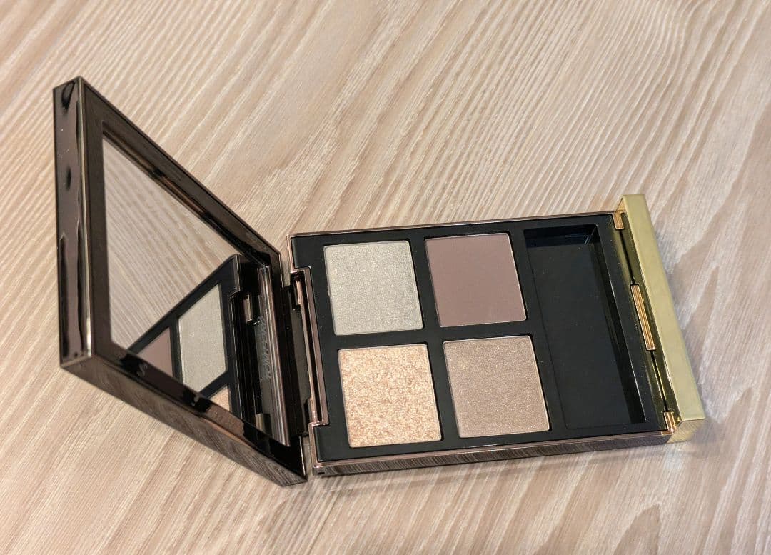 TOM FORD トム フォード アイカラー クォード 05 シルバードトパーズ