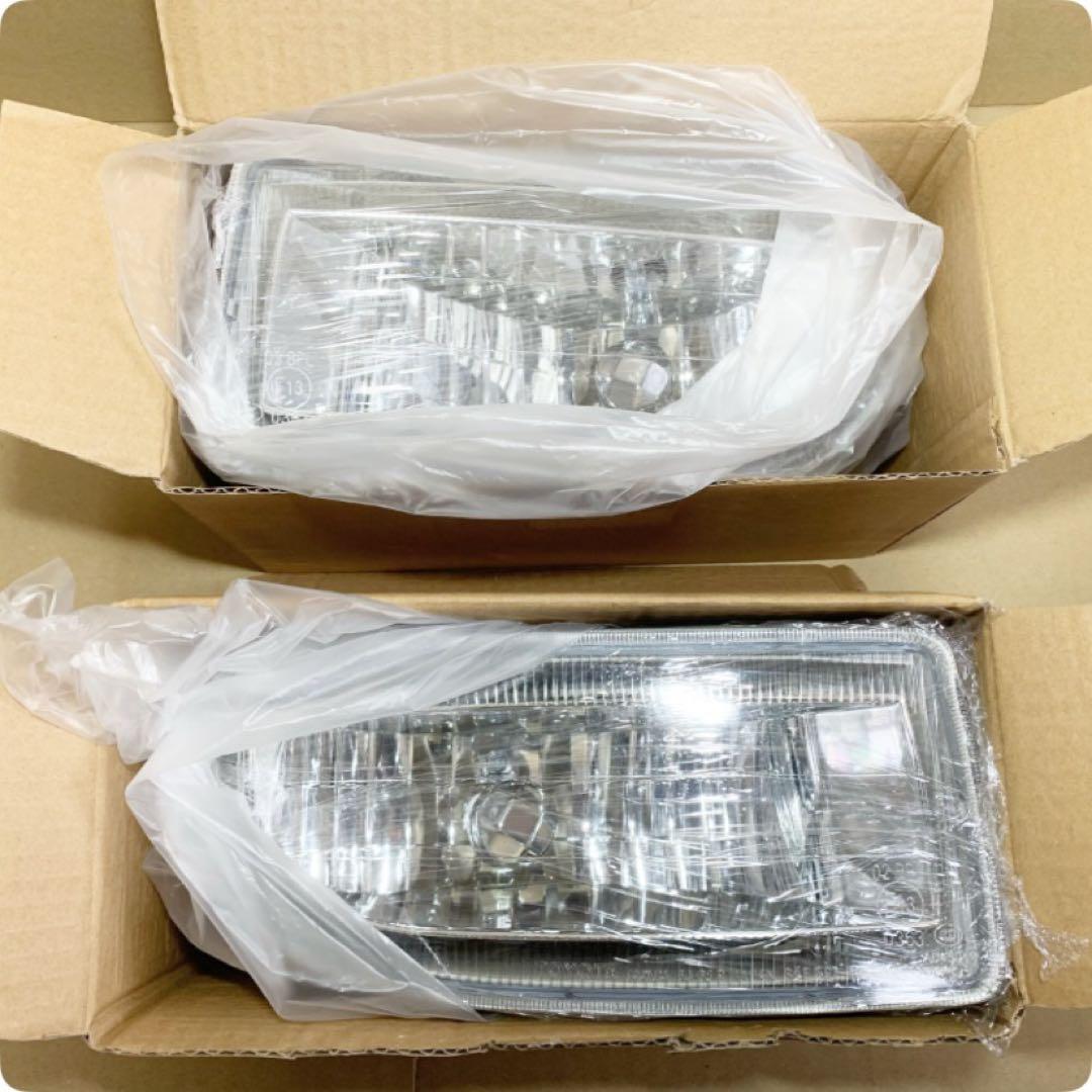 未使用 TOYOTA純正 フォグランプ ランクル100 ランドクルーザー100