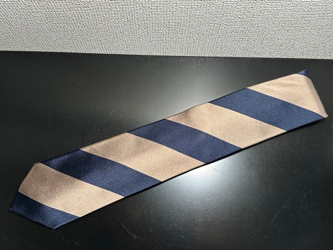 【LUIGI BORRELLI】ルイジ・ボレッリ ネクタイ（レジメンタル）