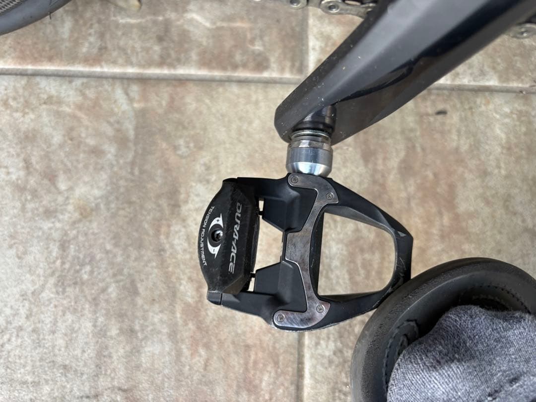 PINARELLO GAN フルカーボンロードバイク ブラック/ブルー関東配送可